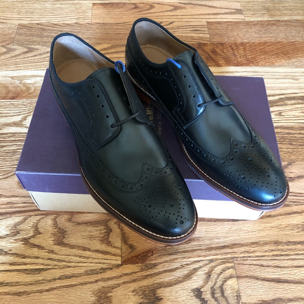 Men’s Conard wingtip black calfskin Oxford shoes - Picture 2 of 8